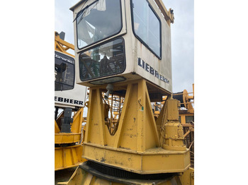 LIEBHERR Turmkran
