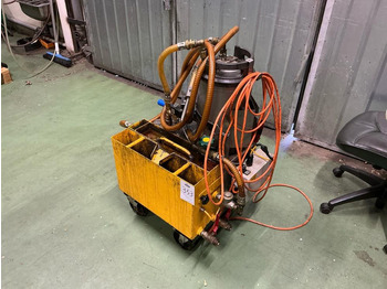 Metallbearbeitungsmaschine