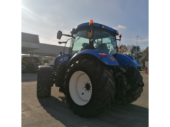 NEW HOLLAND T7.210 Traktor