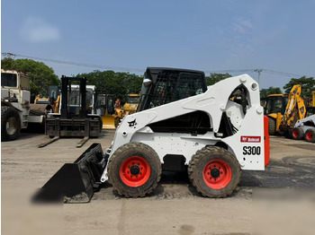 BOBCAT S300 Kompaktlader