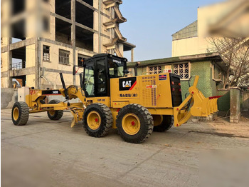 CATERPILLAR 140H Grader