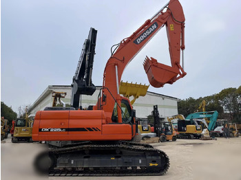 DOOSAN DX225LC Kettenbagger
