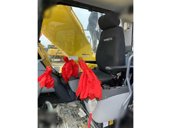 Kettenbagger KOMATSU PC200-8: das Bild 4