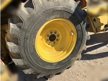 Baggerlader NEW HOLLAND LB95B-4PT: das Bild 5