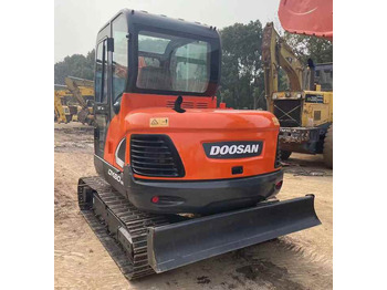 DOOSAN DX60 Kettenbagger
