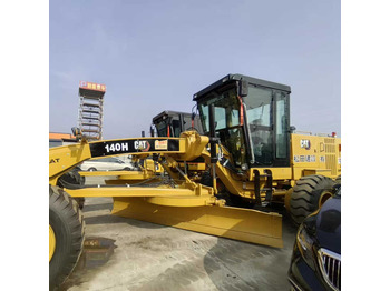 CATERPILLAR 140H Grader