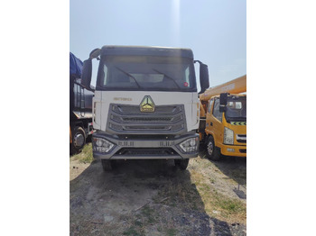 SINOTRUK HOWO Kipper