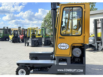 Vierwegstapler Combilift C4000 / GAS / DUPLEX - 4100MM / SIDE SHIFT / FREE LIFT / FULL HEATED CABIN / ONLY 4223 HOURS / CONDITION – LIKE NEW!: das Bild 2