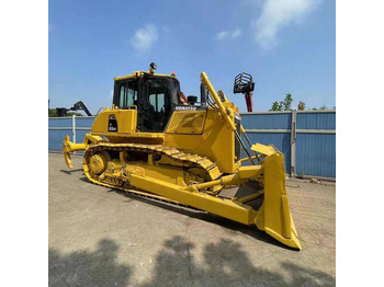 KOMATSU D65 Bulldozer