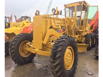 KOMATSU Grader