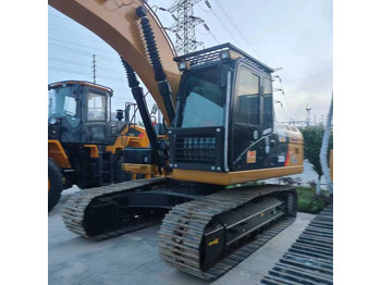 CATERPILLAR 320D2 Kettenbagger