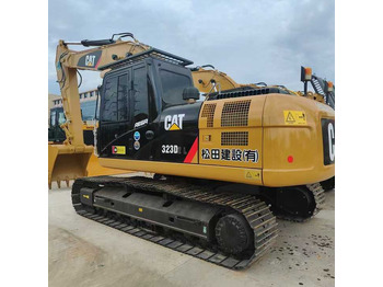 CATERPILLAR 323 Kettenbagger