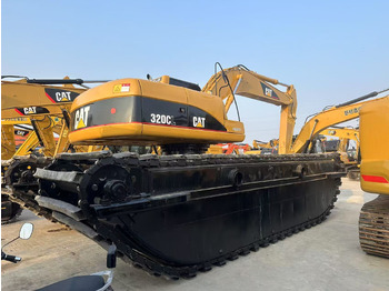 CATERPILLAR 320C Amphibische Bagger