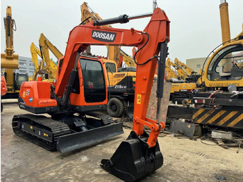 DOOSAN DX75 Kettenbagger