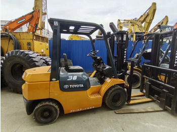 TOYOTA Dieselstapler