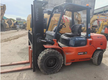 TOYOTA Dieselstapler