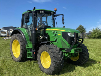 JOHN DEERE 6120M Traktor