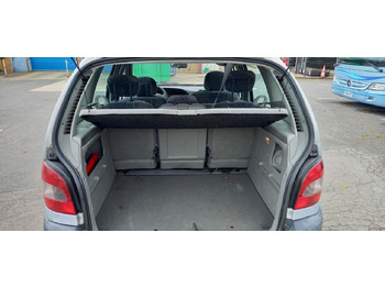 PKW MEGANE ESSENCE (241): das Bild 3 PKW MEGANE ESSENCE (241): das Bild 3