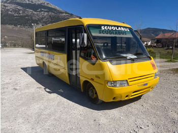 IVECO Schulbus