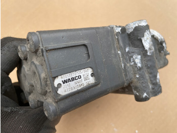 Bremsventil für LKW ZAWÓR PODUSZEK MERCEDES ACTROS MP 4 MP4 A0013270725: das Bild 4 Bremsventil für LKW ZAWÓR PODUSZEK MERCEDES ACTROS MP 4 MP4 A0013270725: das Bild 4