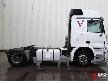 Sattelzugmaschine Mercedes-Benz Actros 1841 3 pedales: das Bild 4