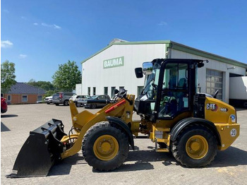 CATERPILLAR 908 Radlader