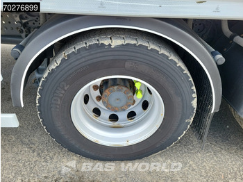 Mercedes-Benz Antos 2535 6X2 Lumikko L7 cooler ladebordwand Lift+Lenkachse Euro 6 - Leasing Mercedes-Benz Antos 2535 6X2 Lumikko L7 cooler ladebordwand Lift+Lenkachse Euro 6: das Bild 2
