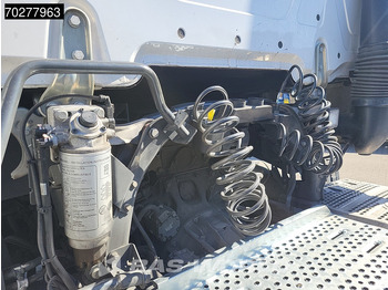 Sattelzugmaschine Mercedes-Benz Actros 1851 Actros 4X2 BigSpace 2x Tanks: das Bild 3