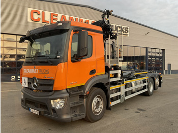 Abrollkipper, Autokran Mercedes-Benz Actros 2643 Euro 6 HMF 23 Tonmeter laadkraan: das Bild 2