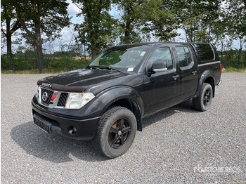 NISSAN Navara Pick-up
