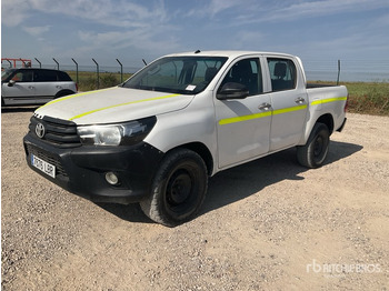 TOYOTA Hilux Pick-up