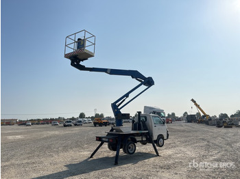 LKW mit Arbeitsbühne 2012 Piaggio Porter 2012 Socage A314 14 m on Bucket Truck: das Bild 3