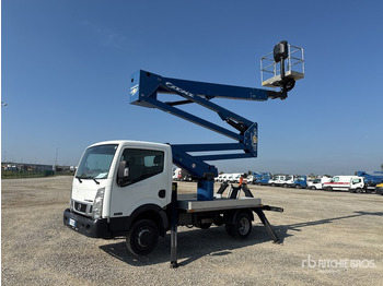 NISSAN LKW mit Arbeitsbühne