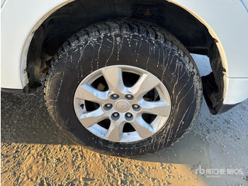 SUV/ Geländewagen 2016 Mitsubishi Pajero 3.2 SWB 4WD SUV: das Bild 4 SUV/ Geländewagen 2016 Mitsubishi Pajero 3.2 SWB 4WD SUV: das Bild 4