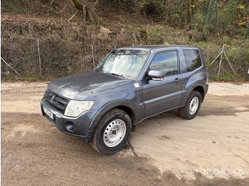 MITSUBISHI SUV/ Geländewagen