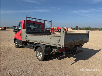Kipper Transporter 2016 Iveco 35-130 Camion Benne (Inoperable) Dump Truck: Light Duty: das Bild 4