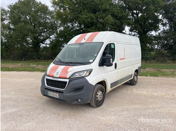 PEUGEOT Boxer Kastenwagen