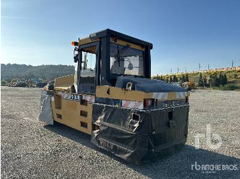 Walzen CAT PS-300B 7 Wheel Compacteur Pneumatique: das Bild 2