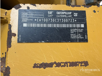 CATERPILLAR 730 Knickgelenkter Dumper