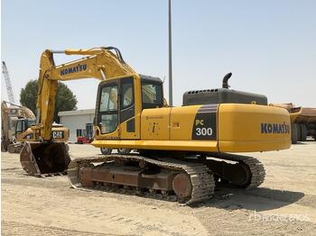 Kettenbagger 2017 Komatsu PC300-8M0: das Bild 4