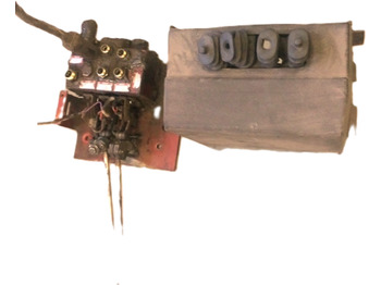 Hydraulik ventil für Flurförderzeug Control valve for Linde E15, Series 324: das Bild 2