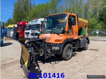 UNIMOG U300 Schneeräumfahrzeug