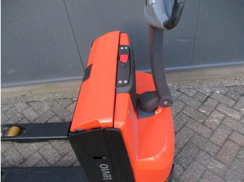Niederhubwagen Toyota LWE 140: das Bild 5