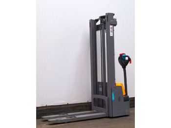 JUNGHEINRICH EJC Hochhubwagen