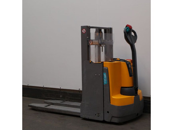 JUNGHEINRICH EJD Hochhubwagen