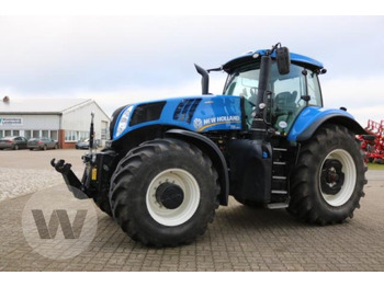 NEW HOLLAND T8 Traktor