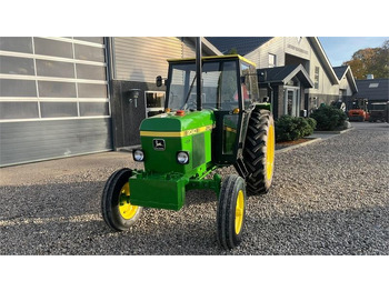 Traktor John Deere 2040 Med nye dæk hele vejen rundt: das Bild 3 Traktor John Deere 2040 Med nye dæk hele vejen rundt: das Bild 3