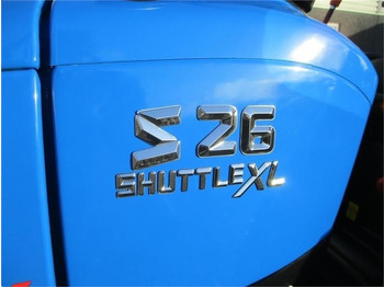 Kommunaltraktor Solis S26 Shuttle XL 9x9 med store brede Turf hjul på ti: das Bild 2
