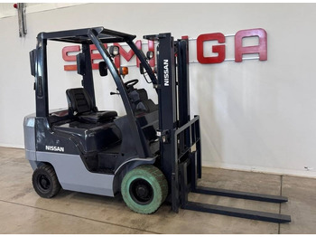 NISSAN Gabelstapler