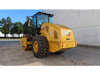 Walzenzug Caterpillar CS74B: das Bild 4